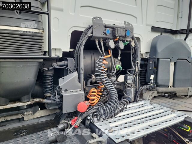 Standard-SZM Volvo FH 420 4X2 NL-Truck VEB+ 80% Tyres Trailer-coup...