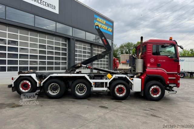Autocamion cu cârlig pentru containere MAN TGS 35.480 10x4 Hiab 26T
