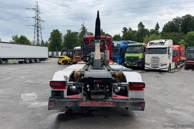 Ruloninė konteinerinė savivartis MAN TGS 35.480 10x4 Hiab 26T