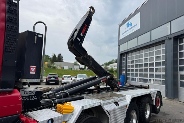 Autocamion cu cârlig pentru containere MAN TGS 35.480 10x4 Hiab 26T