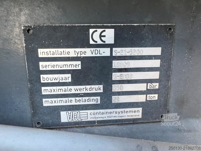 Haakarm vrachtwagen DAF CF 250 VDL-Abrollkipper mit Planenaufbau u. LBW