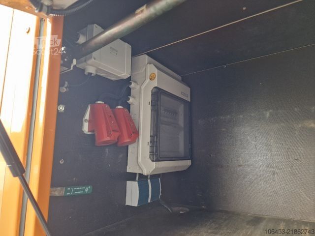 Skapbil MERCEDES-BENZ Vario 816 D Koffer/Kran/Seil/Tank/Werkst.