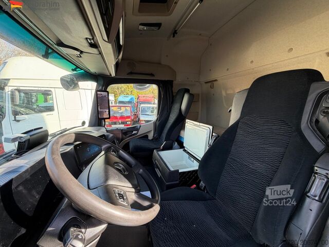 Standart çekici ünitesi Mercedes-Benz Actros 1846LS Streamspace | Retarder | Blatt Luft | Original Kilometer