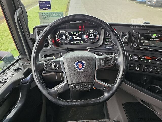 Standard-SZM SCANIA R520 6X2NB RETARDER