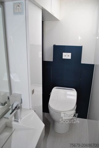 Caravane/camping-car de luxe Scania V8