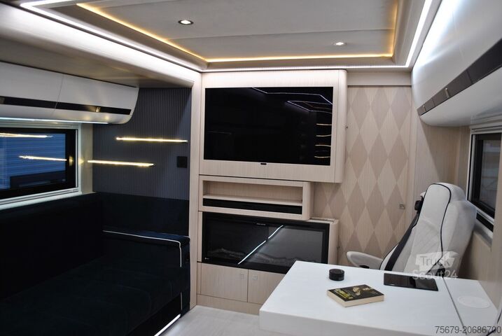 Caravane/camping-car de luxe Scania V8