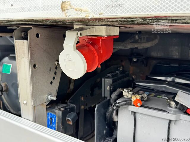 Transporte refrigerado/congelado Iveco EUROCARGO 16e25 THERMOKING T-1000R