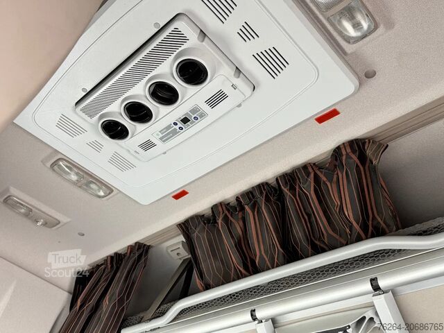 Alváz vezetőfülkével DAF XF 530 6x4 PTO RETARDER