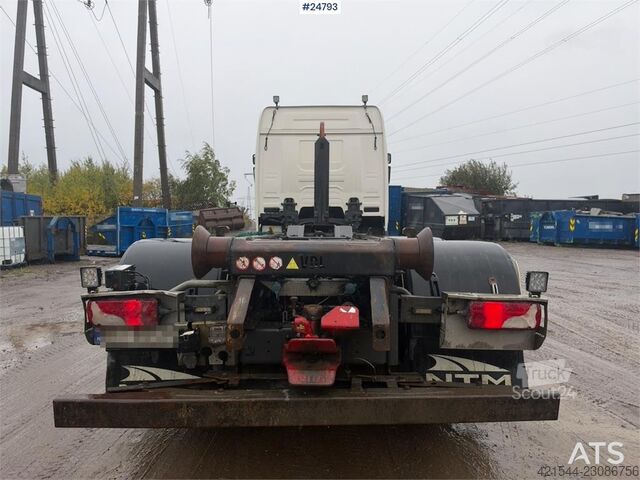  Scania R580 6x2 Hookloader – NTM bodywork