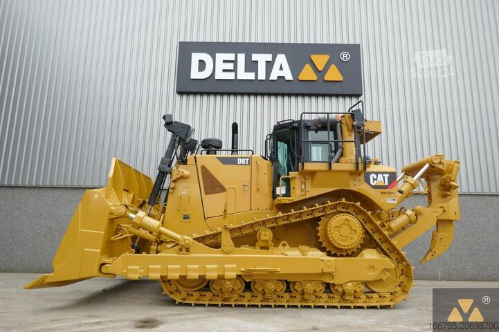бульдозер Caterpillar D8T