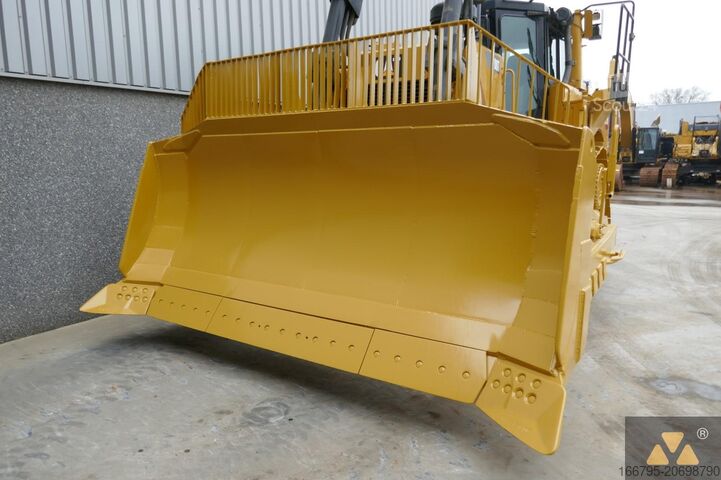 бульдозер Caterpillar D8T