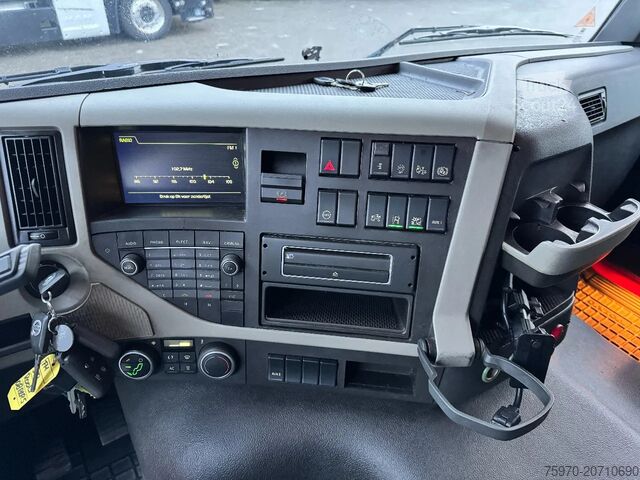 Standard-SZM Volvo FM 370 4X2 EURO 6 i-Shift SPOILERS