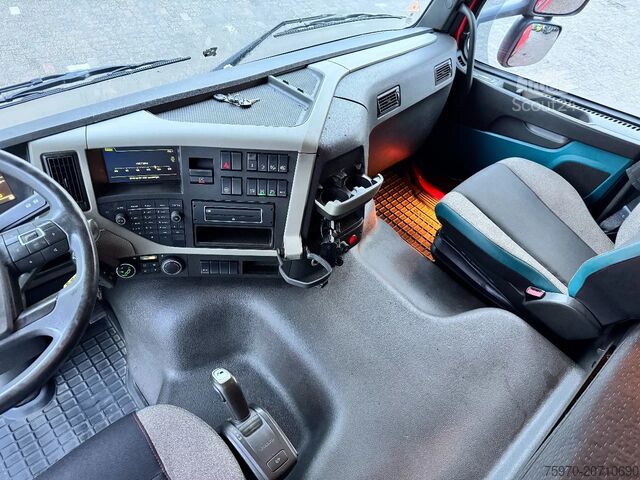 Standard-SZM Volvo FM 370 4X2 EURO 6 i-Shift SPOILERS