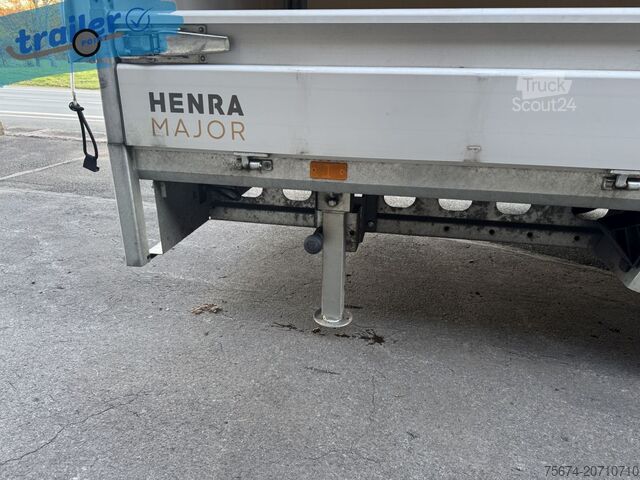 Trailer with flatbed & tarpaulin Henra 