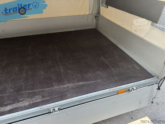 Bagagemærke Henra Hochlader mit Planenaubau - TOPP