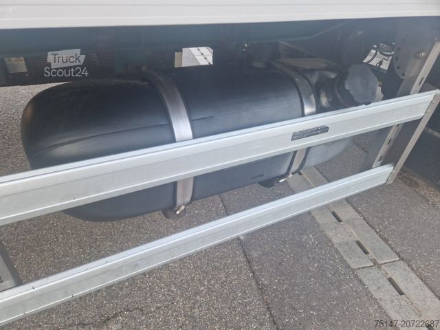 Remorque frigorifique  18 to 2-Achs Meat 6 Rohrbahnen Thermo King