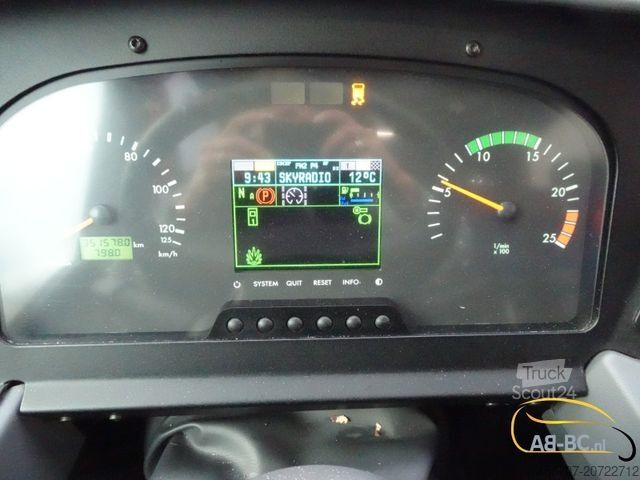 Långfärdsbuss MERCEDES-BENZ Tourismo RHD - 52 Sitze EURO 6