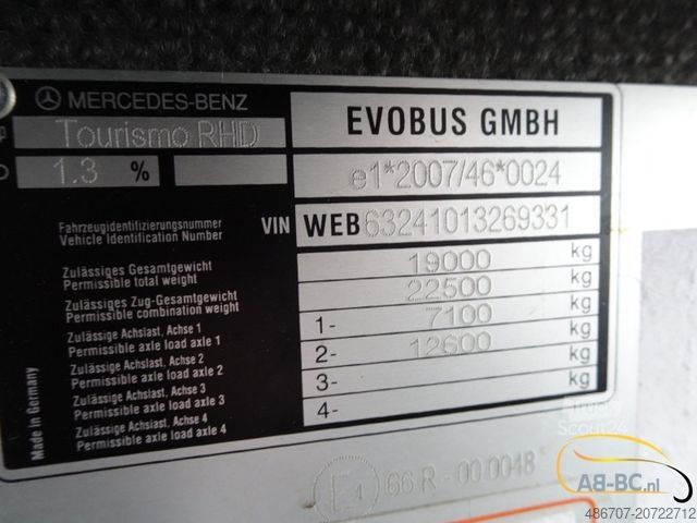 LÄngfÀrdsbuss MERCEDES-BENZ Tourismo RHD - 52 Sitze EURO 6