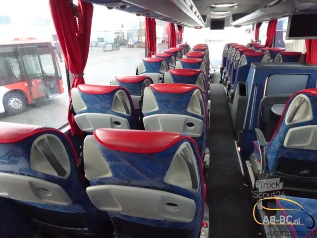 LÄngfÀrdsbuss MERCEDES-BENZ Tourismo RHD - 52 Sitze EURO 6