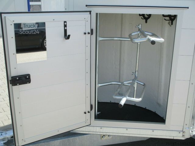 Paardentransportaanhanger NIEWIADOW Pferdeanhänger 310x174x234cm 2,