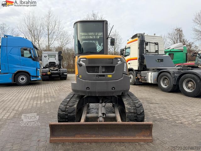 Mini-pelle Volvo ECR50D Schnellwechsler | Klima | 2 x vorhanden | deutsche Maschine