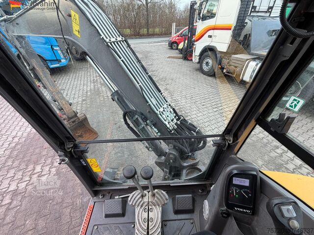 Mini-pelle Volvo ECR50D Schnellwechsler | Klima | 2 x vorhanden | deutsche Maschine