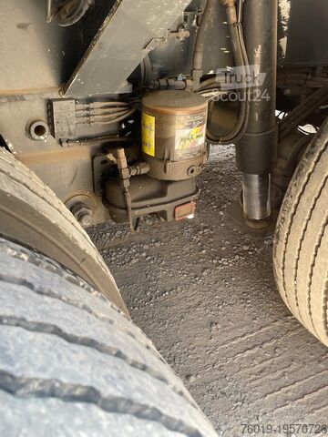 Semi-trailer SCANIA R580