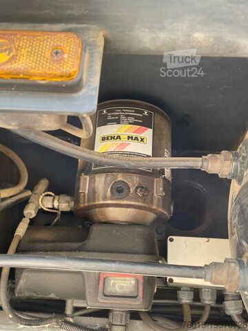 Semi-trailer SCANIA R580