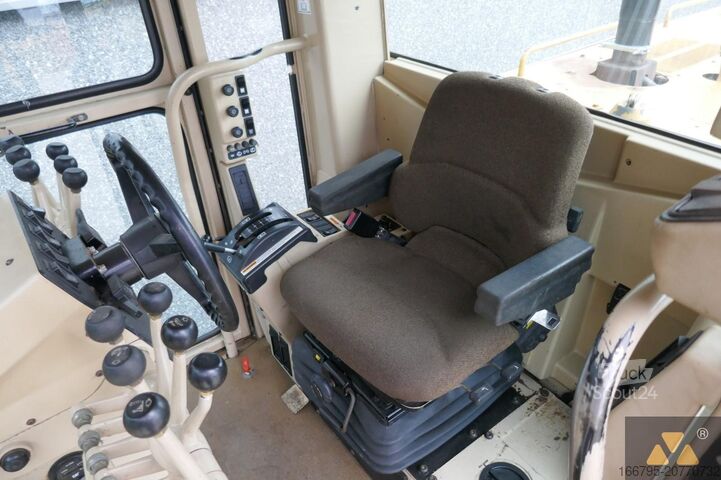 Greyder Caterpillar 140H