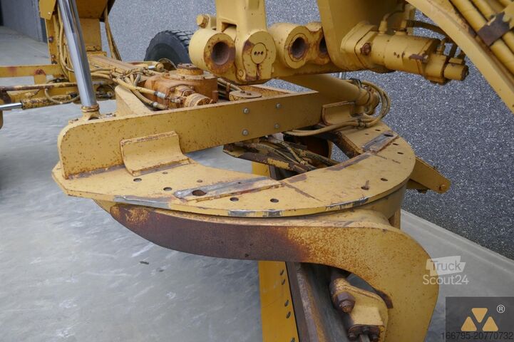 Greyder Caterpillar 140H