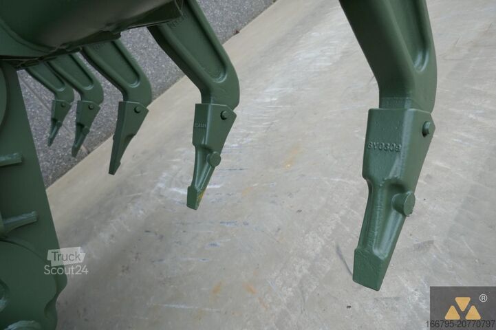 Caterpillar 130G Ex-army