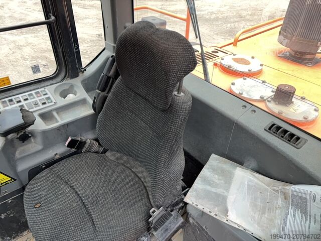 Nakladalnik Doosan DL420