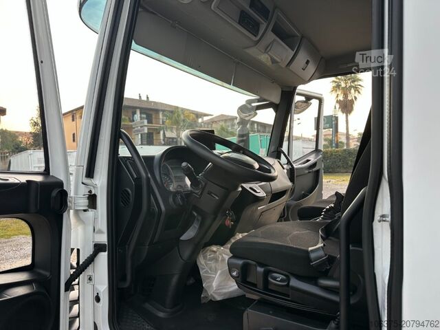 Minibus IVECO EUROCARGO ML75E19