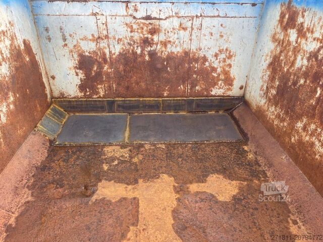 Hákový kontajner  CONTAINER SCARRABILE USATO A CIELO APERTO