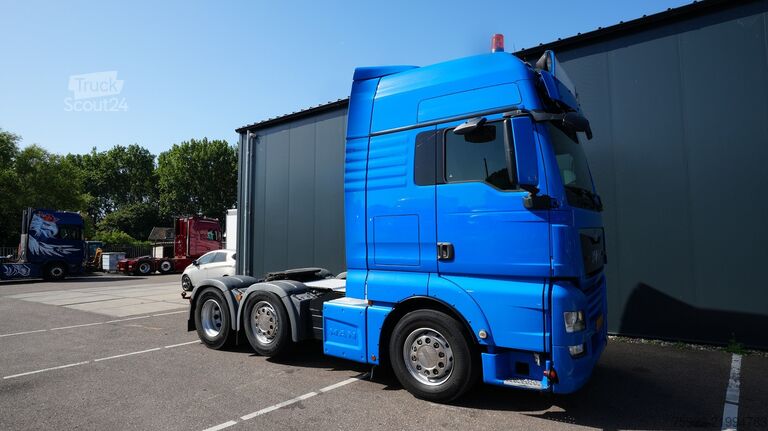Standard-SZM MAN TGX 26.460 6x2 tractor unit 674.600km