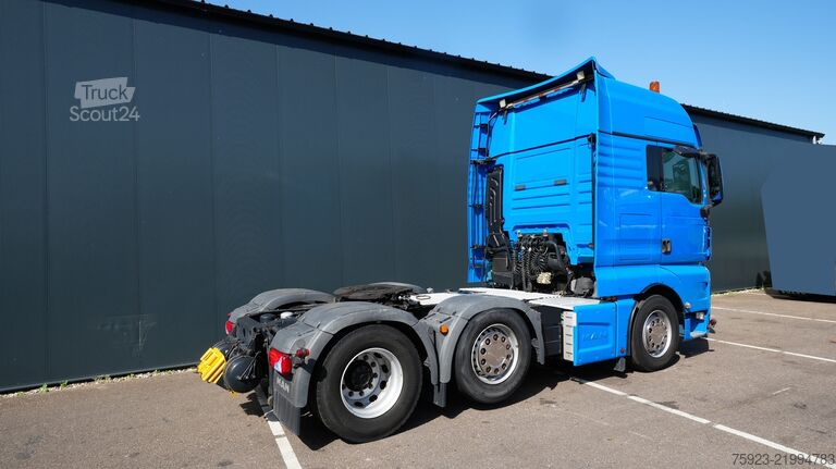 Standard-SZM MAN TGX 26.460 6x2 tractor unit 674.600km
