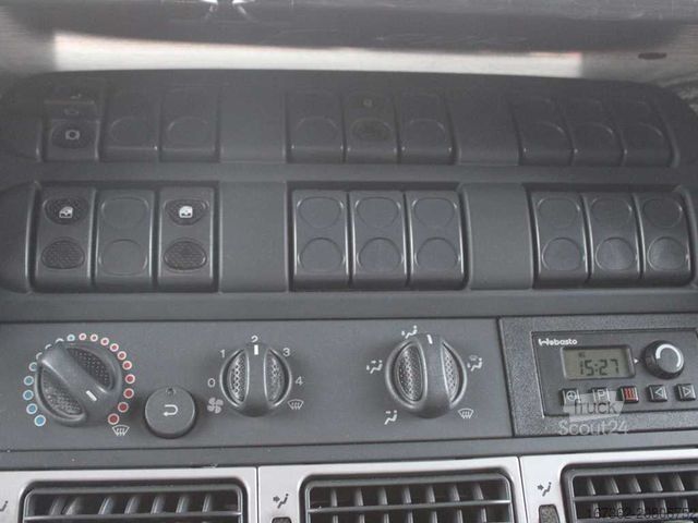 Samochód ciężarowy z plandeką typu platforma IVECO EUROCARGO 120EL21, EURO 3, PNEU 80%