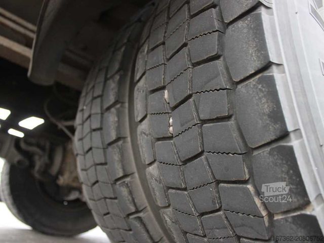 Samochód ciężarowy z plandeką typu platforma IVECO EUROCARGO 120EL21, EURO 3, PNEU 80%