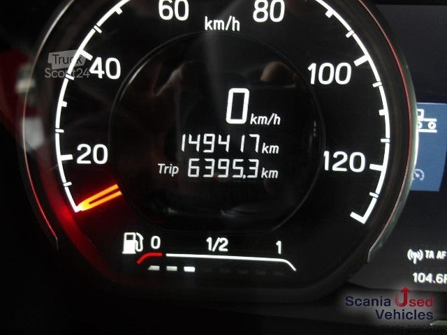 Nápojové vozidlo Scania G 360 B6x2*4NB / Full Air / Schwenkwand / 19 Pal.