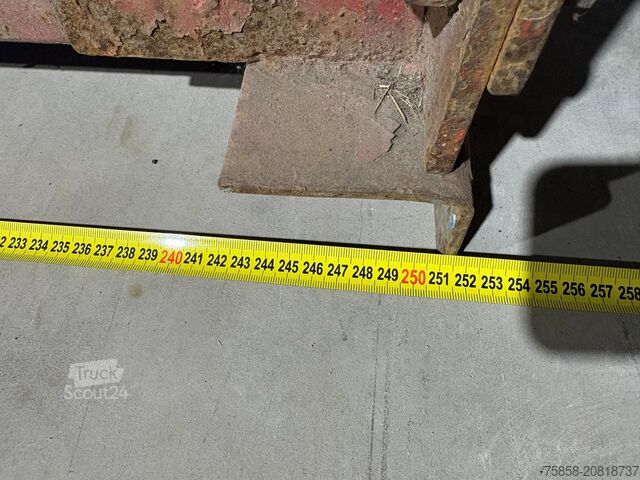 Vyrovnávací blok sonstige Ausgleichsbock für gekröpften Tieflader