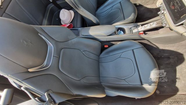 Furgon FERRARI Portofino