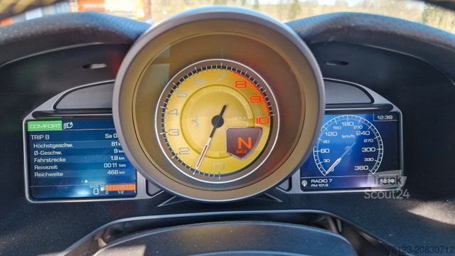 Furgon FERRARI Portofino