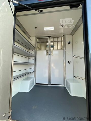 Cattle transport Mercedes Sprinter Nieuw paardenwagen Automaat STX 4,1T C...