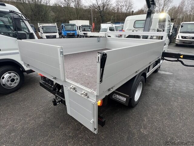 Pick-up van Fuso 6S15 Pritsche 3.0m Kran 4xhydr. Funk!