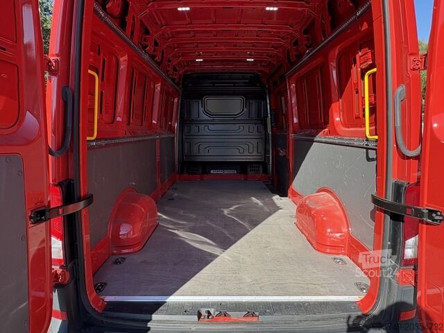 Panel van Volkswagen Crafter 35 Maxi L4H3 1Hand PDC sofort verfügbar!