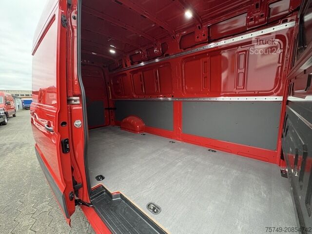 Panel van Volkswagen Crafter 35 Maxi L4H3 1Hand PDC sofort verfügbar!