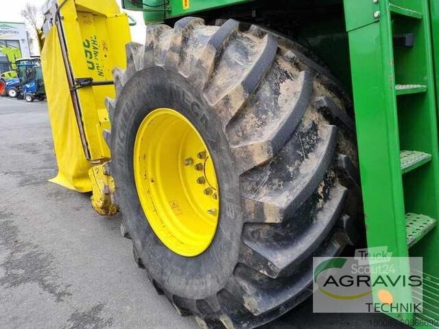 Feldhäcksler John Deere 7400
