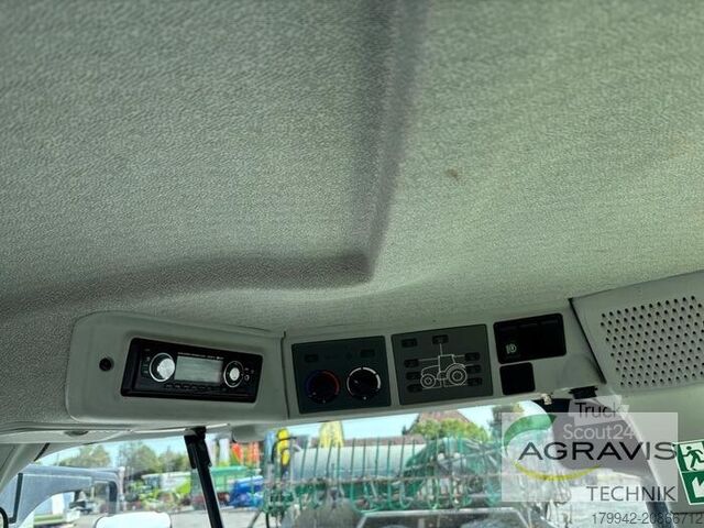 Tractor Claas ARION 550 CMATIC CIS+