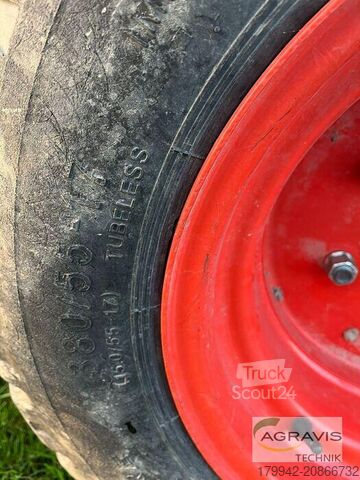 Rastrillo henificador Claas LINER 2900 TREND