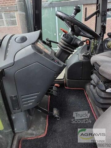 Trattore Claas ARION 410